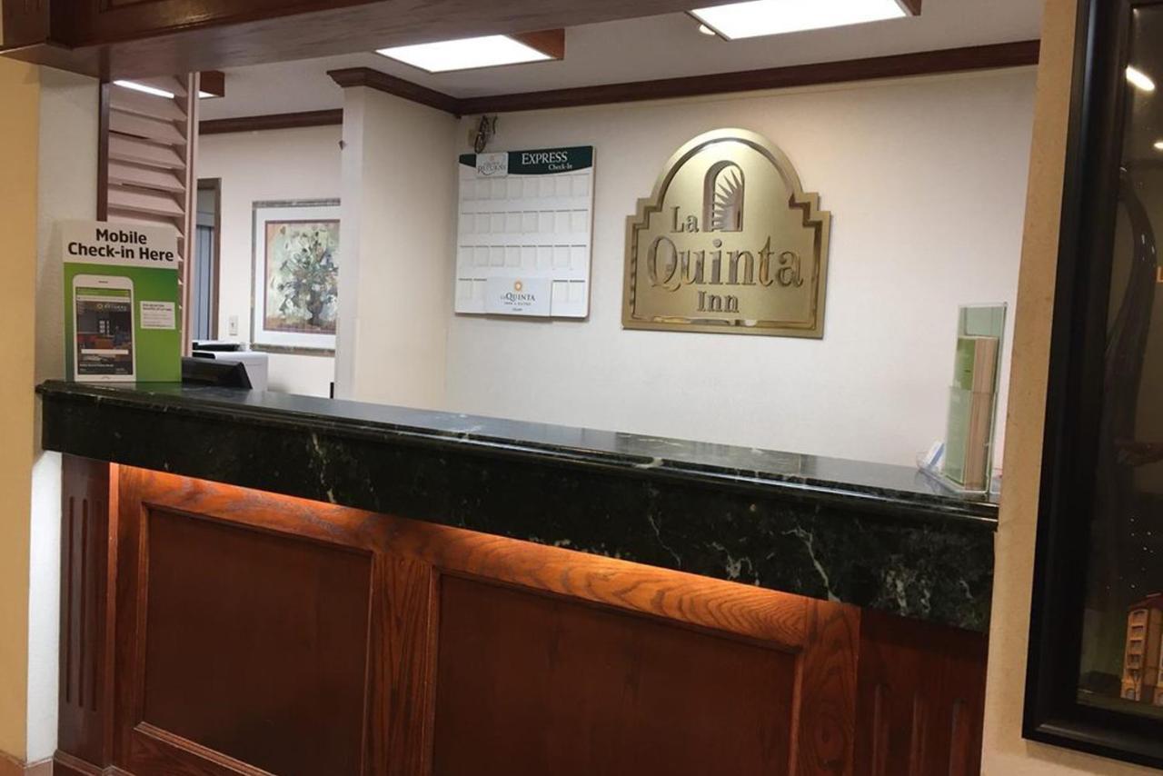 Norwood Inn & Suites Indianapolis East Post Drive מראה חיצוני תמונה